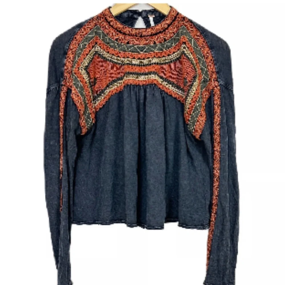 NWOT Free People Women's Black Snow Bunny Embroidered Swing Blouse Top Size S